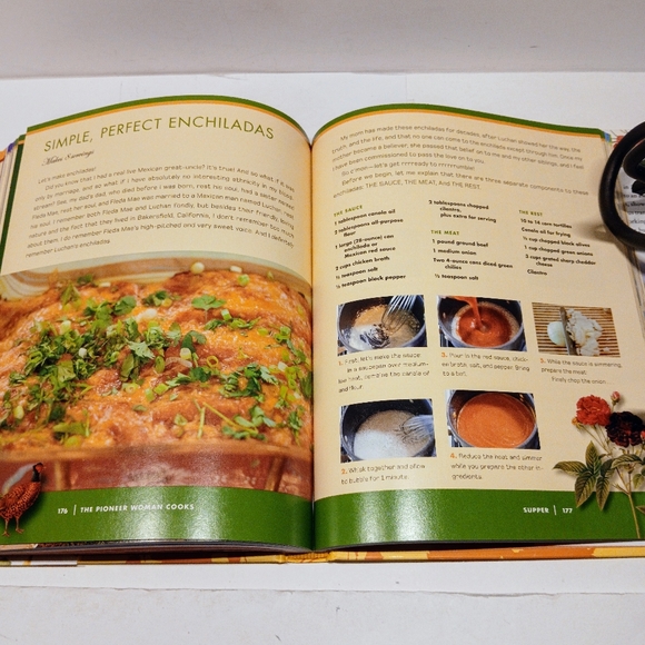 THE PIONEER WOMAN COOKS Recipes From An Accidental Coultry Girl by Ree Drumond - Picture 9 of 12